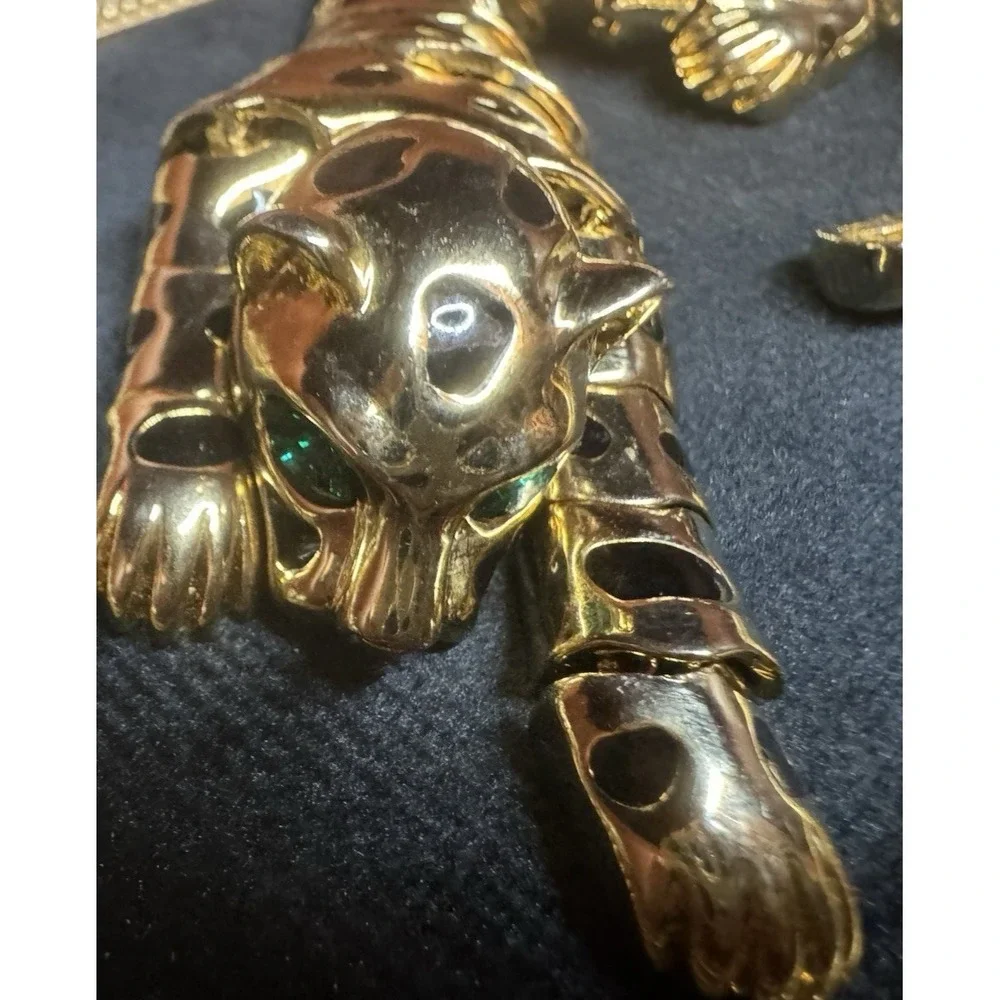 Vintage Articulated Panther Leopard Brooch Gold Tone Green Eyes Statement Jewelr